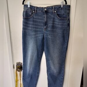 No Boundaries High Rise Skinny Medium Wash Size 16 Stretch NWT